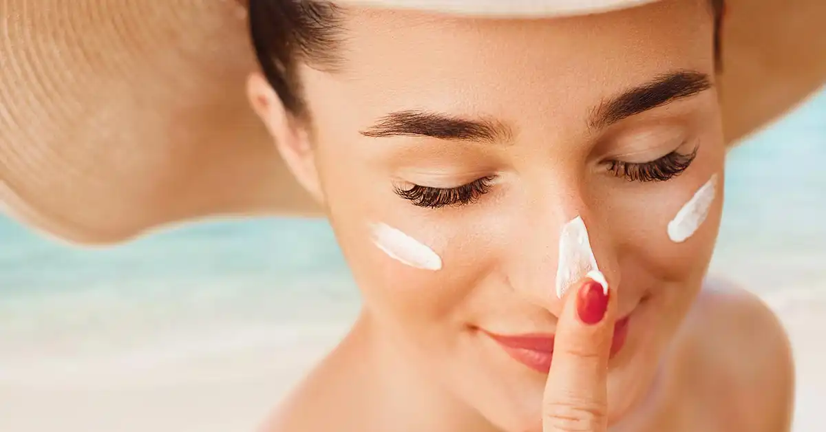 Proteggi e nutri la tua pelle: l'importanza della crema viso con protezione solare